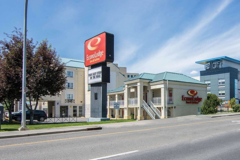 Econo Lodge Inn & Suites Calgary - University, Calgary, Canada