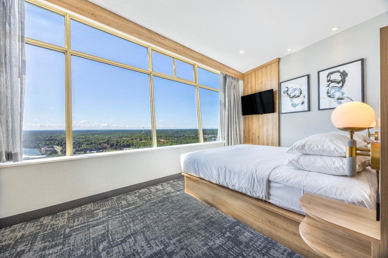 Tower Hotel at Fallsview, Niagara Falls, Canada