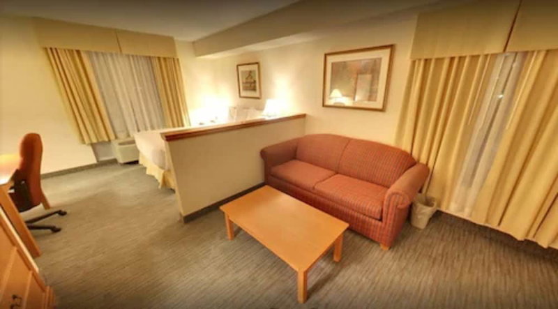 Days Inn & Suites by Wyndham Niagara Falls Centre St. By the Falls, Niagara Falls, Canada