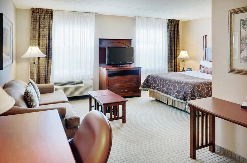 Staybridge Suites Oakville Burlington by IHG, Oakville, Canada