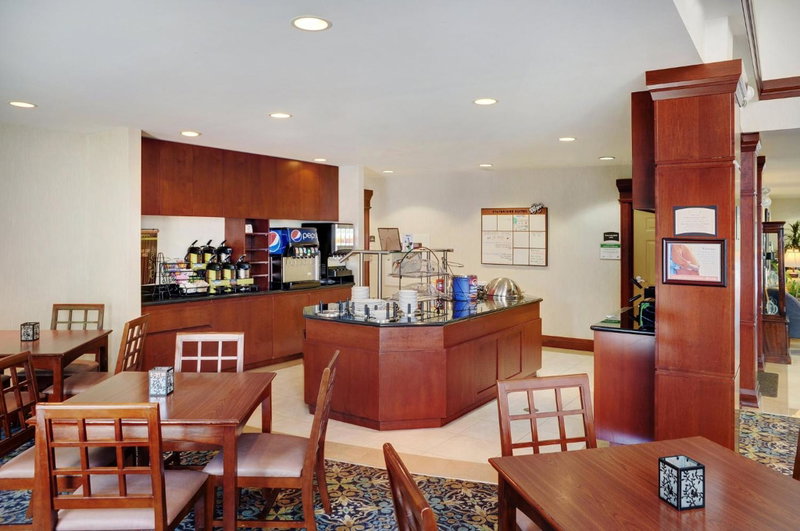 Staybridge Suites Oakville Burlington by IHG, Oakville, Canada
