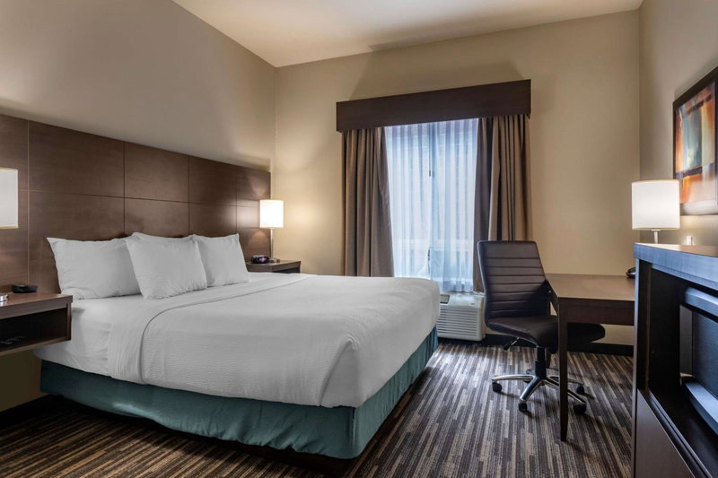 Best Western Plus Dartmouth Hotel & Suites, Dartmouth, Canada