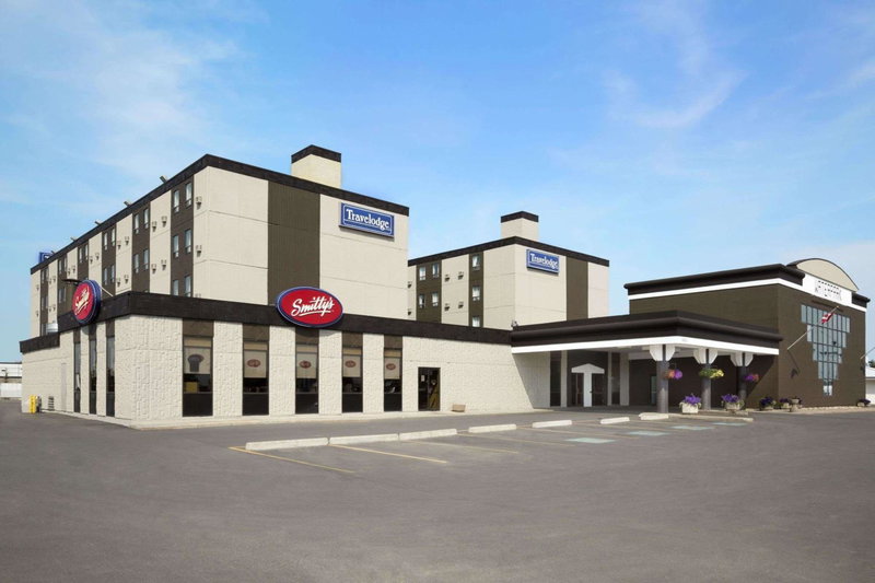 Travelodge by Wyndham Edmonton West, St. Albert, Canada