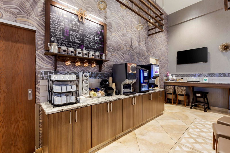 Best Western Plus St. John's Airport Hotel and Suites, St. John's, Canada