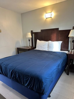 Travelodge by Wyndham Langley, Langley, Canada