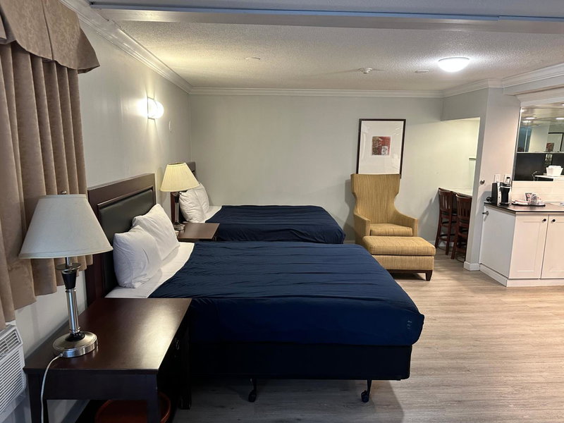 Travelodge by Wyndham Langley, Langley, Canada