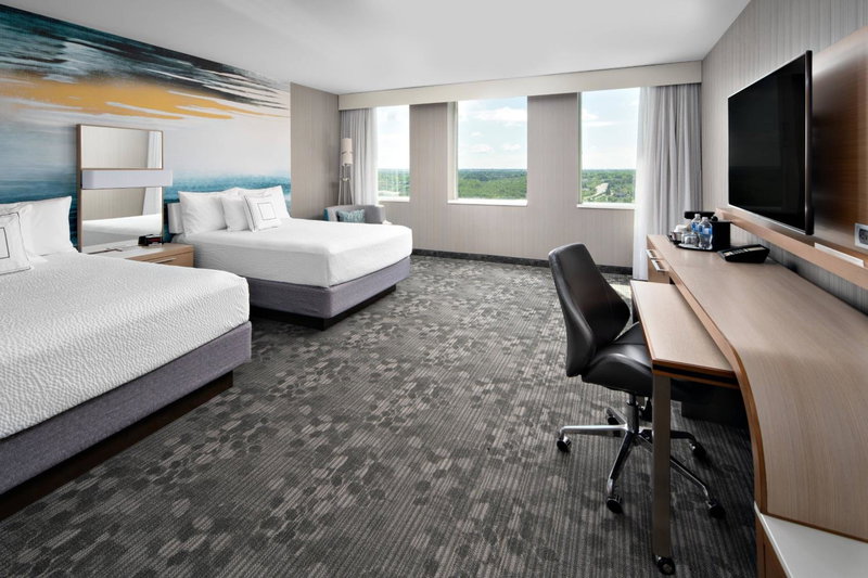 Courtyard by Marriott Edmonton Downtown, Edmonton, Canada