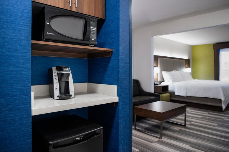 Holiday Inn Express & Suites Saskatoon Centre by IHG, Saskatoon, Canada