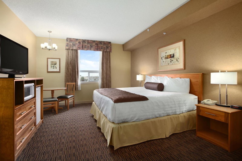 Days Inn & Suites by Wyndham West Edmonton, St. Albert, Canada