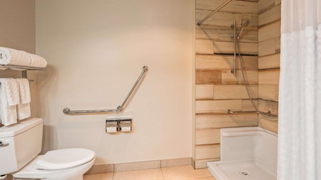 Best Western Plus Country Meadows Inn, Langley, Canada