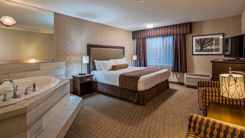 Best Western Plus Country Meadows Inn, Langley, Canada