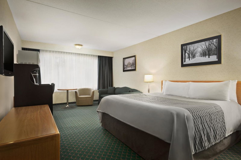 Travelodge by Wyndham Winnipeg East, Winnipeg, Canada