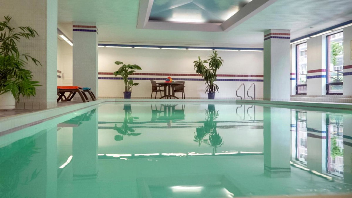Cartier Place Suite Hotel, Canada