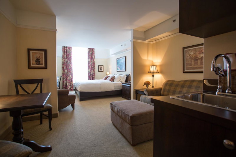 Hotel Vallea Bromont, Tapestry Collection by Hilton, Granby, Canada