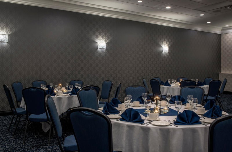 Holiday Inn Winnipeg - Airport West, an IHG Hotel, Winnipeg, Canada