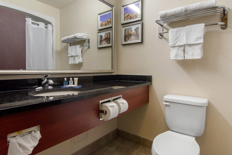 Comfort Inn & Suites Levis / Rive Sud Quebec city, L'Ancienne-Lorette, Canada