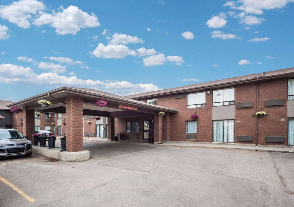 Comfort Inn West, Canadá