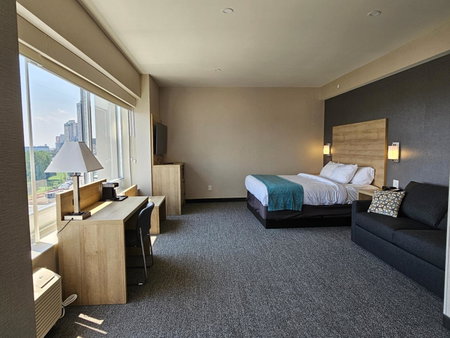 Vittoria Hotel & Suites, Niagara Falls, Canada