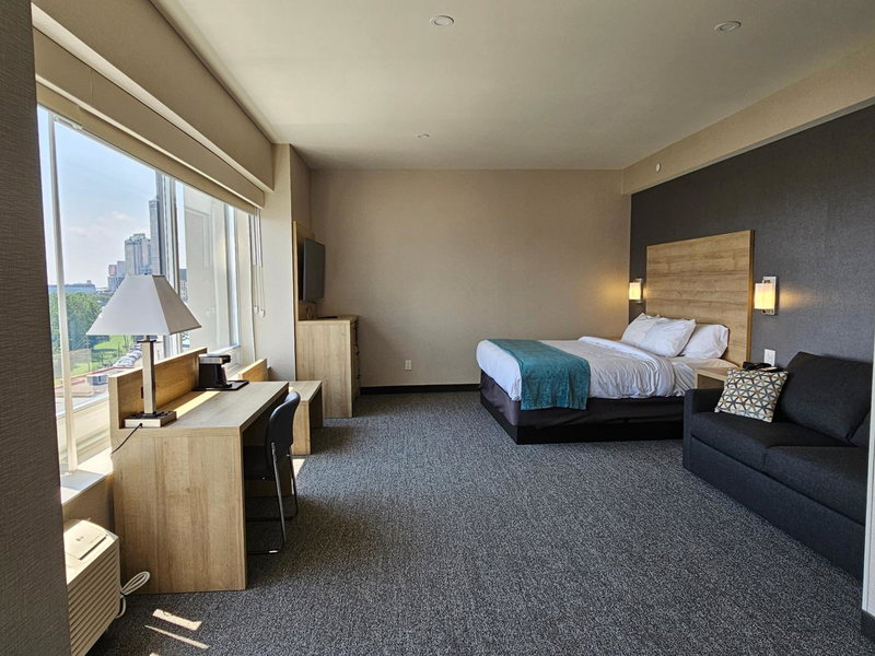 Vittoria Hotel & Suites, Niagara Falls, Canada