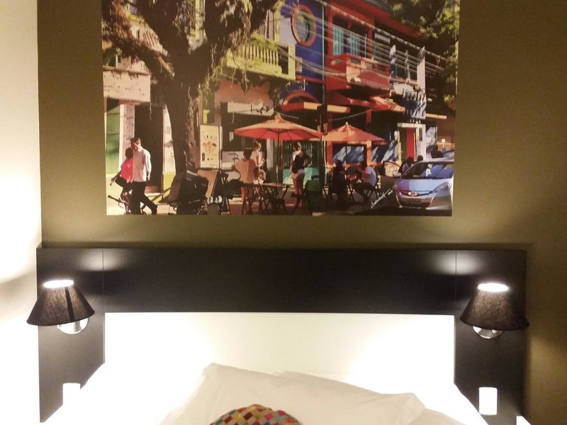 Ibis Styles Porto Alegre Centro - proximo rodoviaria, Araujo Vianna e hospitais, Porto Alegre, Brazil