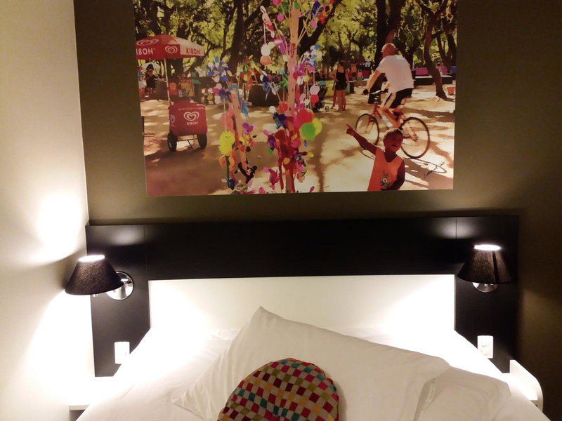 Ibis Styles Porto Alegre Centro - proximo rodoviaria, Araujo Vianna e hospitais, Porto Alegre, Brazil