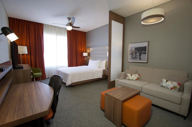 Fiesta Inn Suites Aeropuerto del Bajío, Silao, México