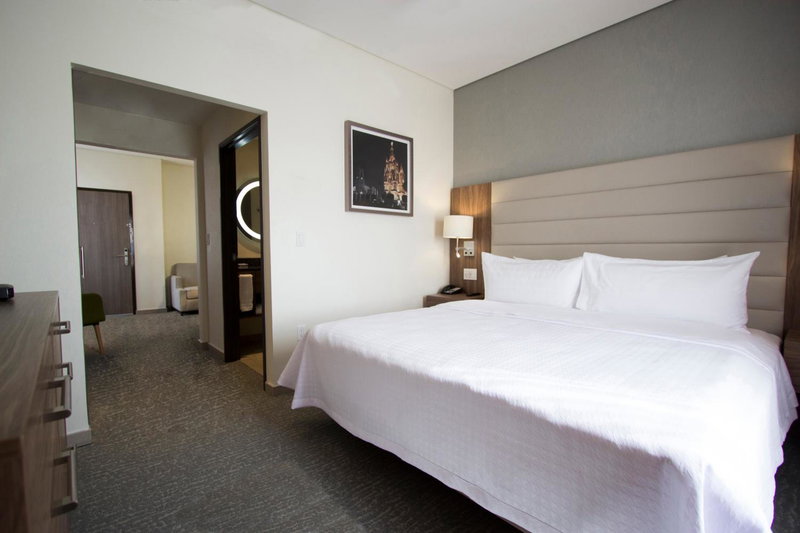 Fiesta Inn Suites Aeropuerto del Bajío, Silao, México