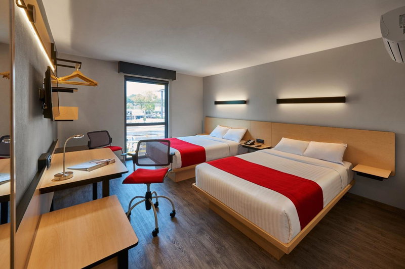 City Express Plus by Marriott Guadalajara Palomar, Santa Anita, Mexico