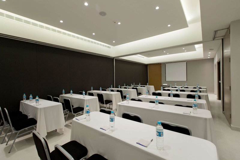 Hampton Inn & Suites by Hilton Paraiso, Paraiso, Mexico