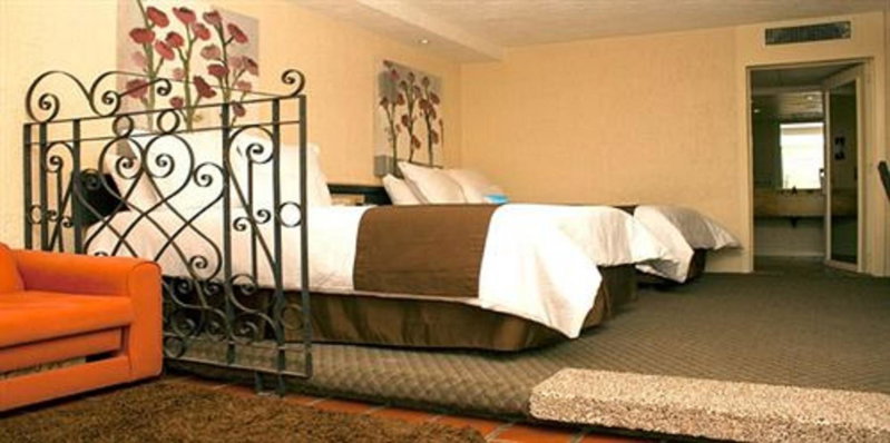 NEhotel Nueva Estancia, Leon de los Aldama, Mexico