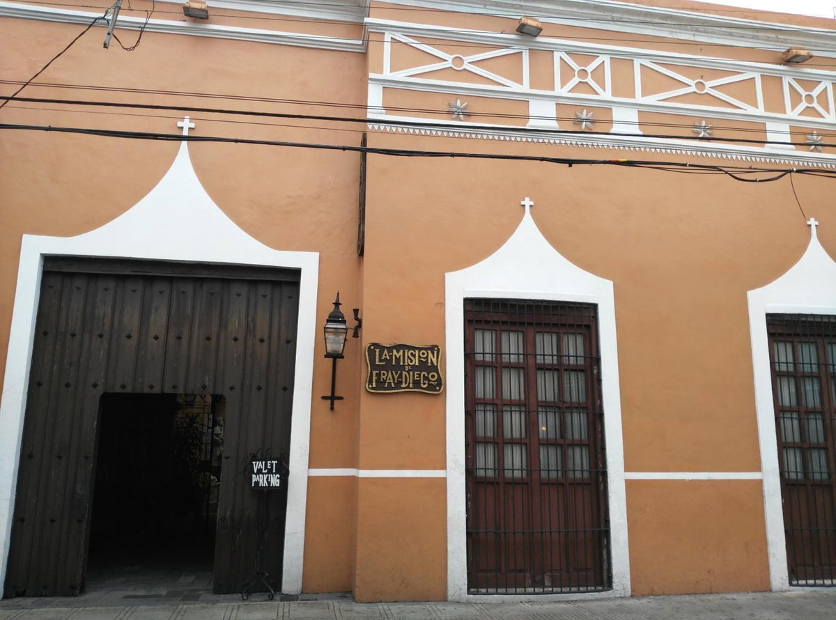 Отель · Hotel Boutique La Mision De Fray Diego, Merida