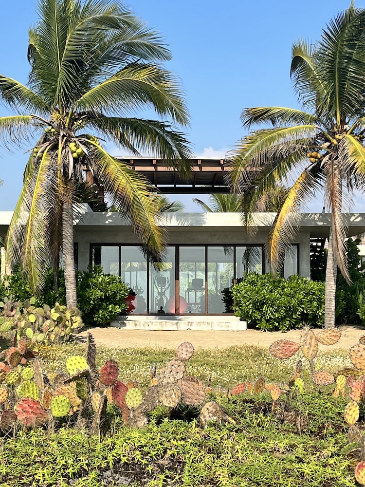 Hotel · Marea Beachfront Villas, Ixtapa-Zihuatanejo
