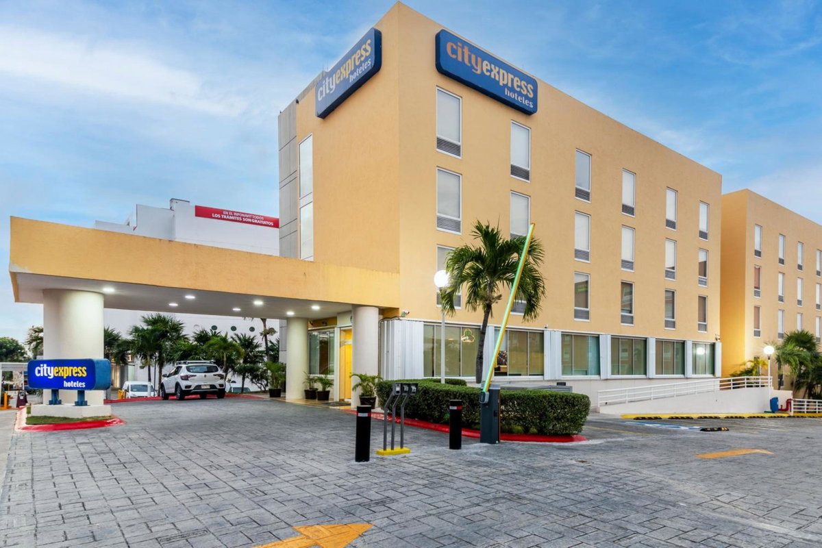 Hotel · City Express by Marriott Cancun, Cancun