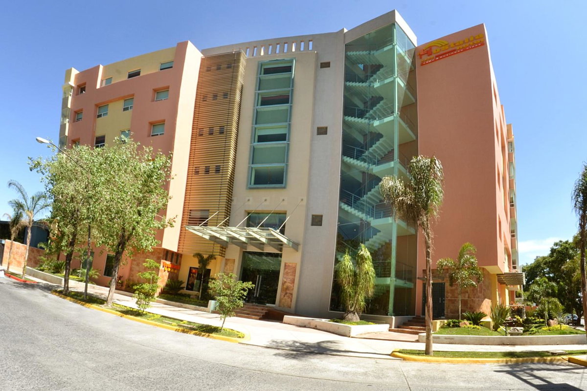 Hostalia Hotel Expo & Business Class, Mexico