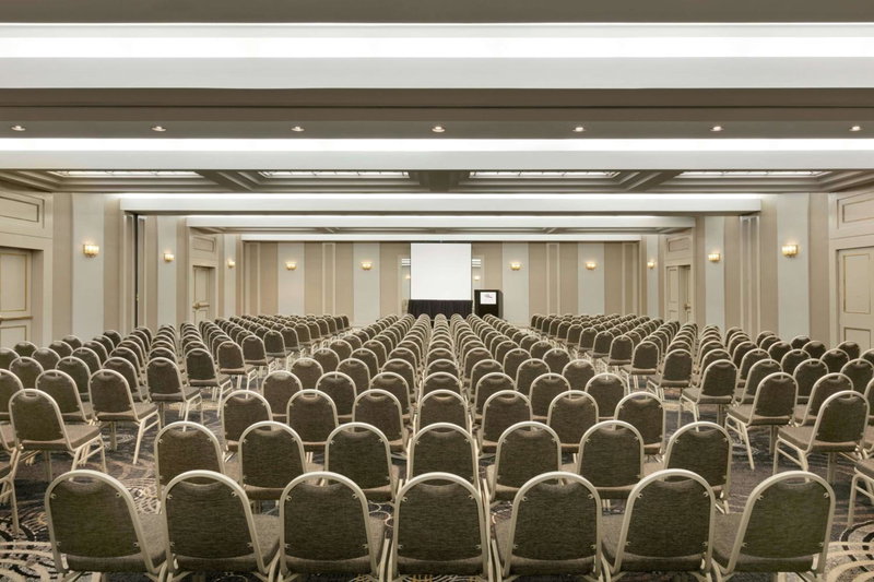 DoubleTree by Hilton New York-LaGuardia, East Elmhurst, Estados Unidos