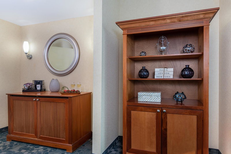 Wellsworth Hotel, Southbridge, United States