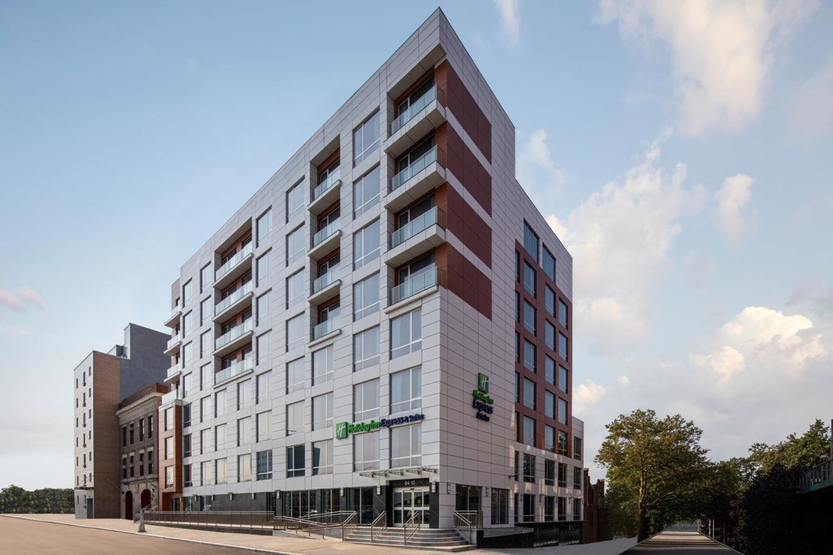 Hotel · Holiday Inn Express & Suites Woodside LaGuardia Airport, Woodside