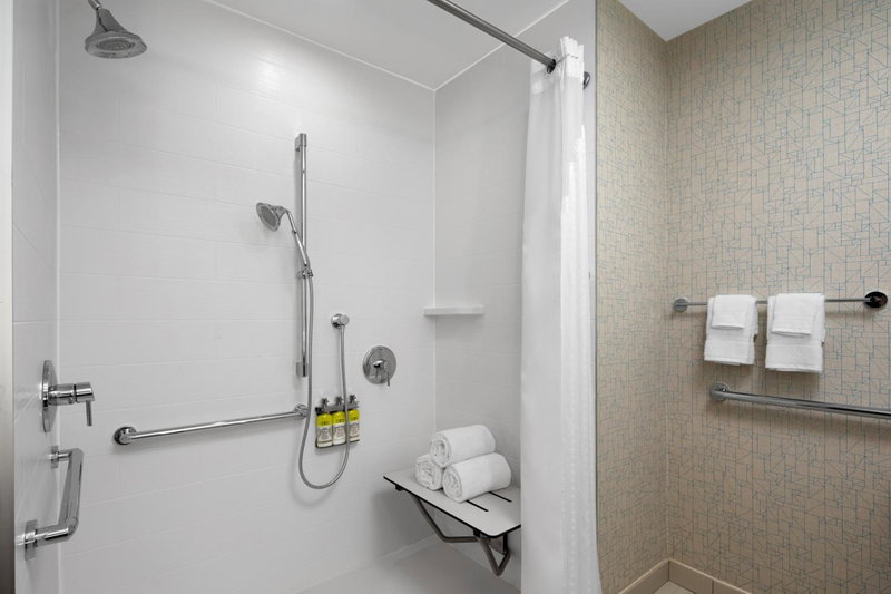 Holiday Inn Express & Suites Woodside LaGuardia Airport, Woodside, États-Unis