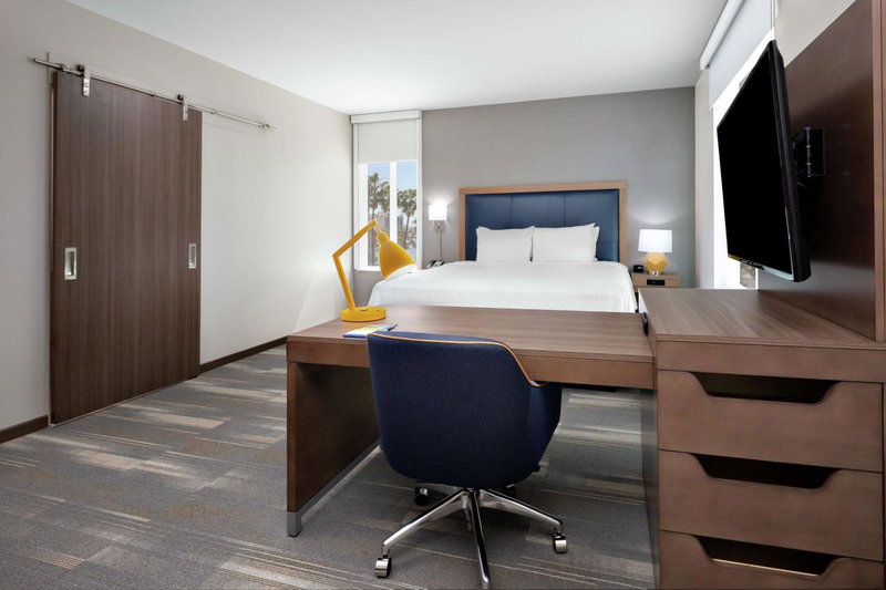 Hampton Inn & Suites San Diego Airport Liberty Station, San Diego, United States