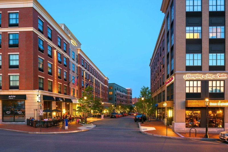 Hampton Inn & Suites Portsmouth Downtown, Portsmouth, United States