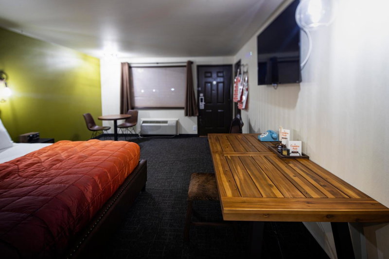 Campfire Hotel, Bend, United States