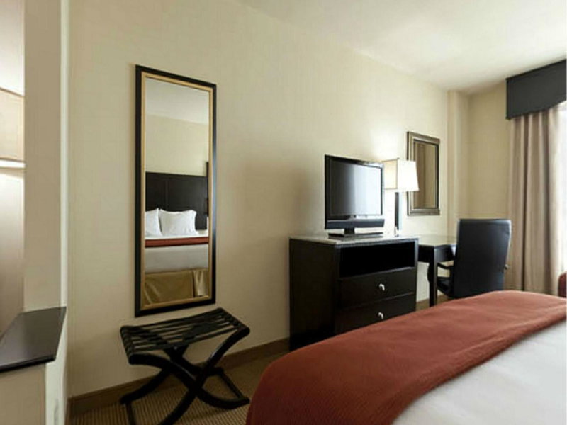 Holiday Inn Express-International Drive by IHG, Oak Ridge, United States