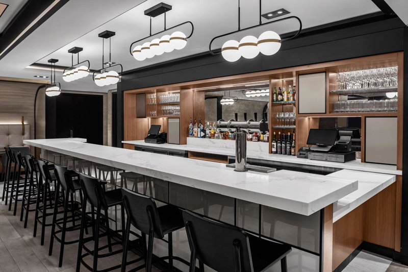 Four Points by Sheraton Flushing, College Point, Estados Unidos