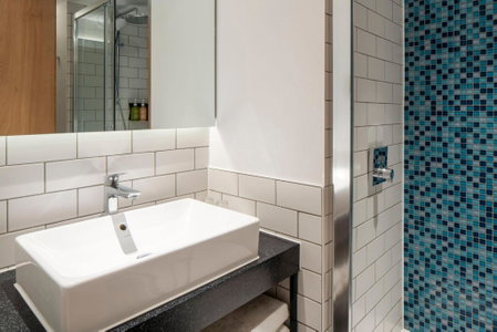 Holiday Inn London Brentford Lock by IHG, Isleworth, United Kingdom