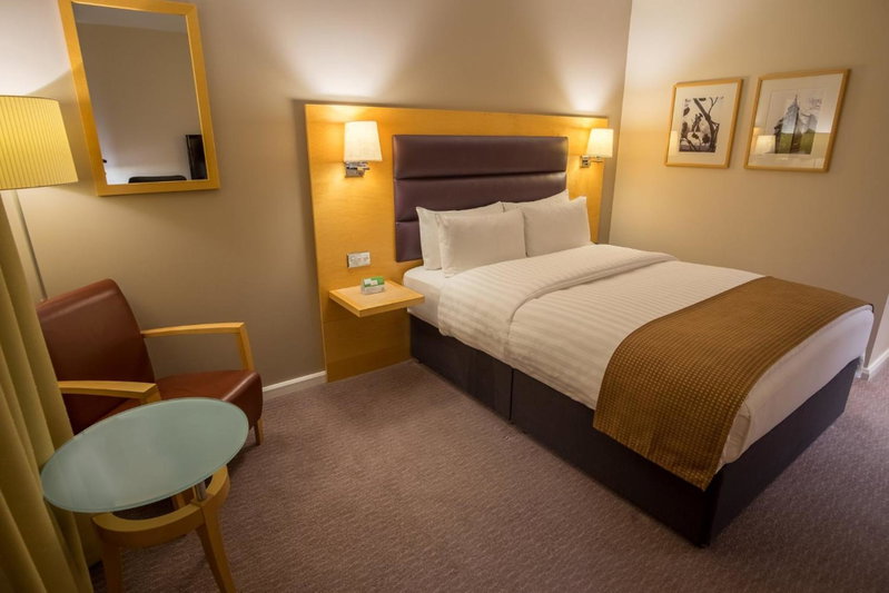 Holiday Inn London Brentford Lock by IHG, Isleworth, United Kingdom
