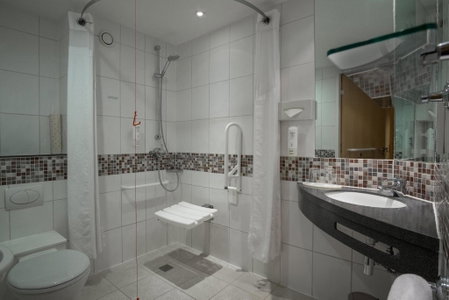 Holiday Inn London Brentford Lock by IHG, Isleworth, United Kingdom
