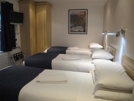 Alhambra Hotel, Islington, Великобритания