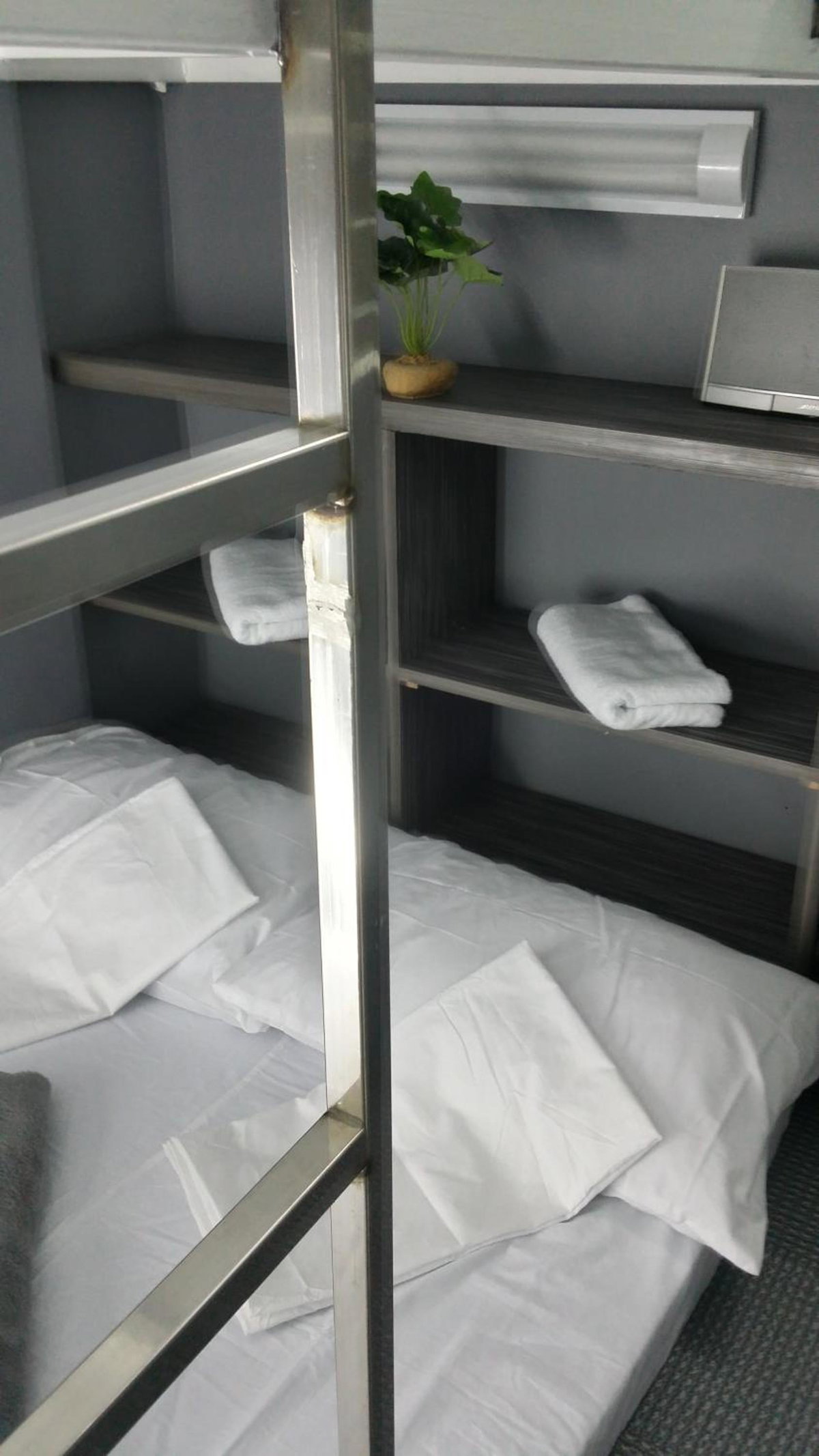 Hotel · ERVORUTO HOSTEL 23 Makati, Bel Air