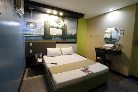 Hotel Dreamworld Araneta Cubao, Quezon City, Philippines
