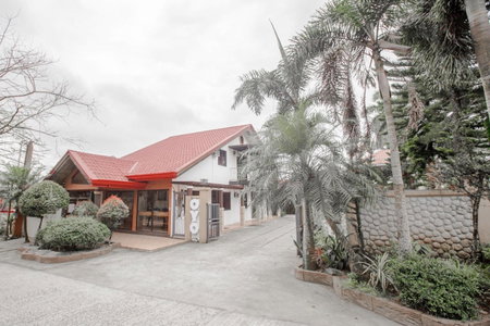 OYO 741 Sierra Travellers Inn, Patuto, Philippines